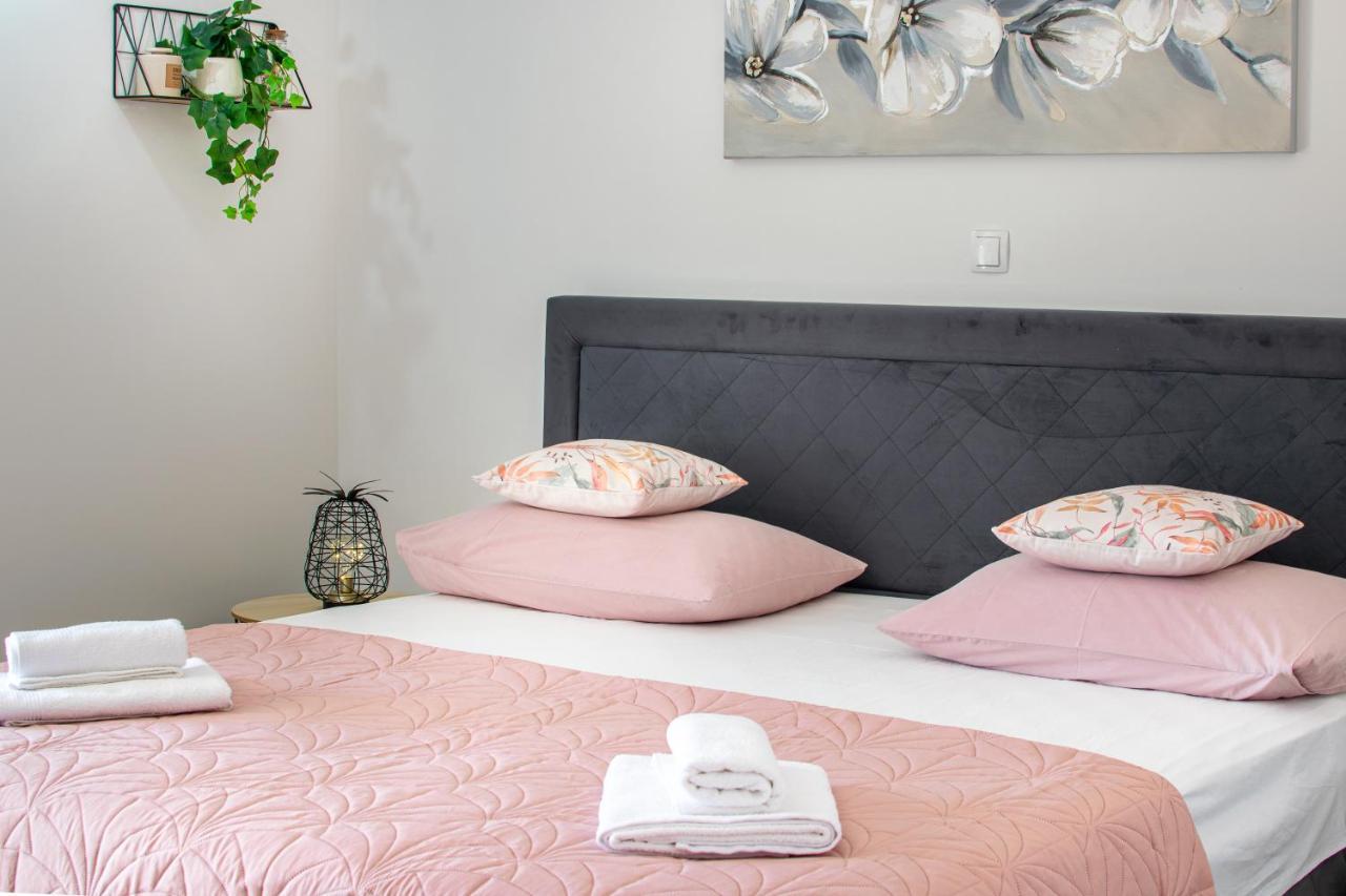 Apartmani Rita Baska Voda Bagian luar foto