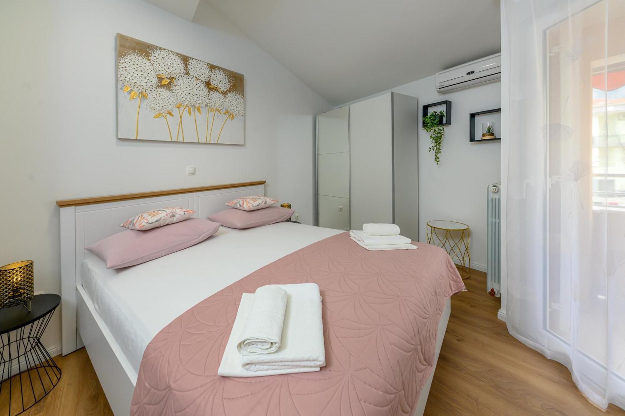 Apartmani Rita Baska Voda Bagian luar foto