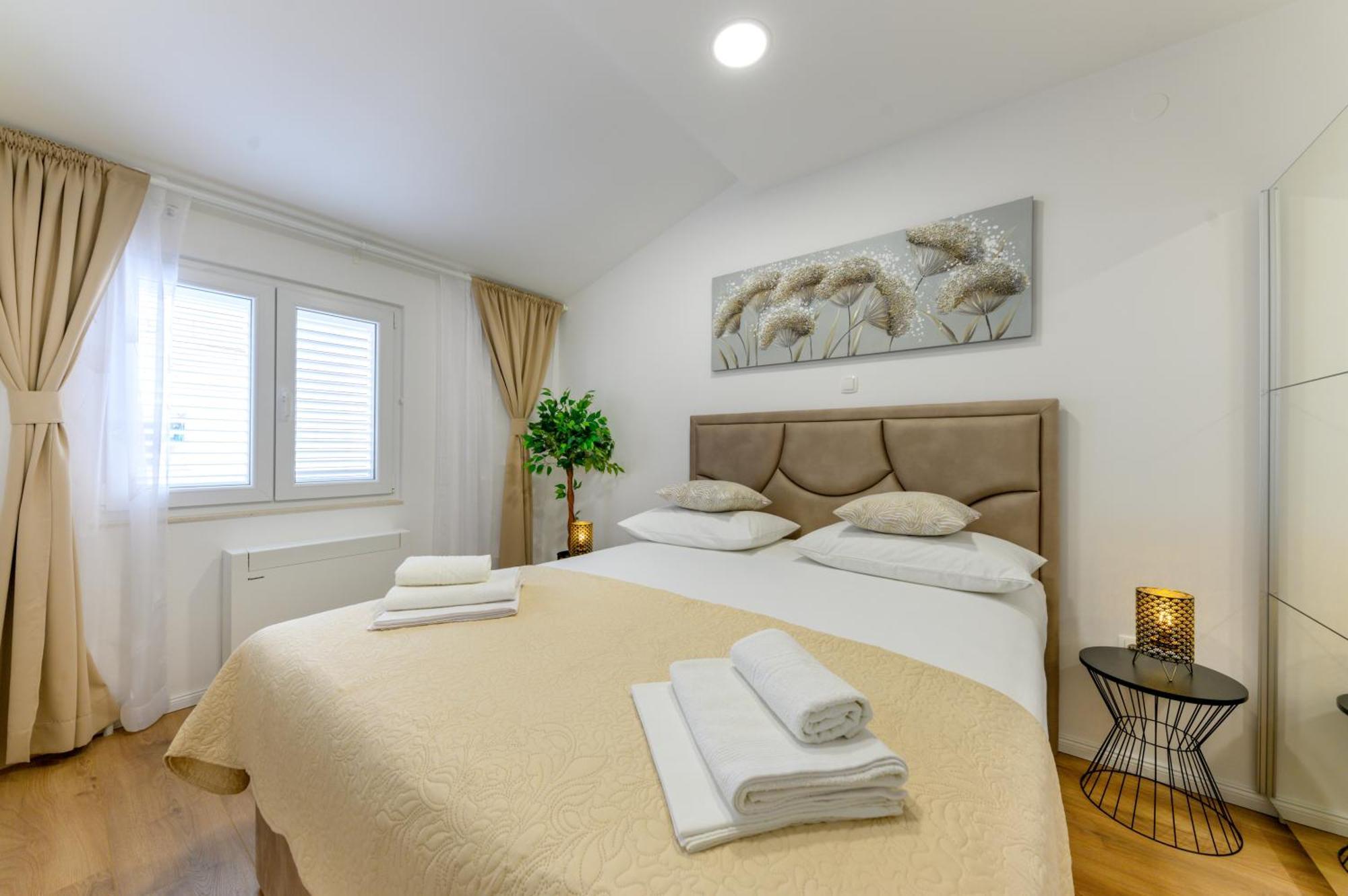Apartmani Rita Baska Voda Bagian luar foto